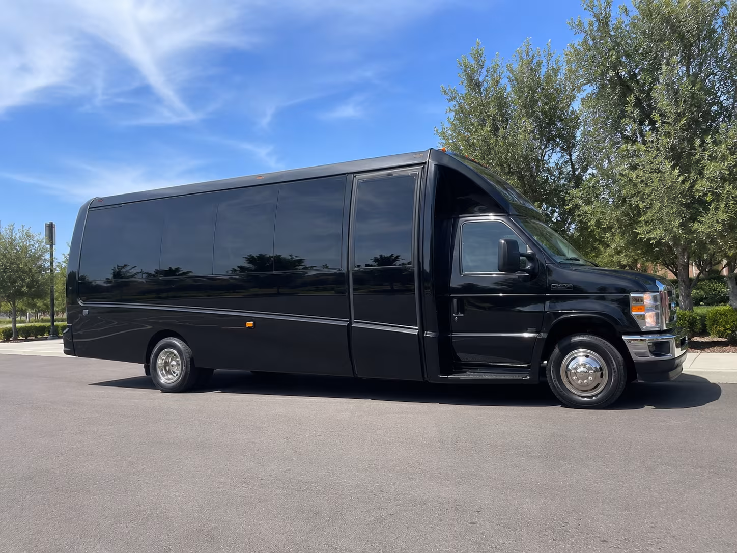 concert bus rentals for groups heading to ford field and comerica park shows