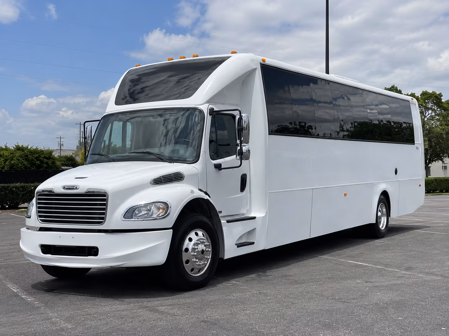 livonia party bus